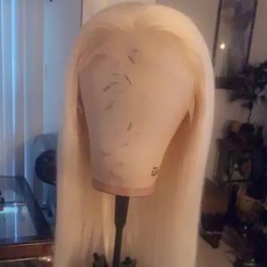 Blonde lace wig